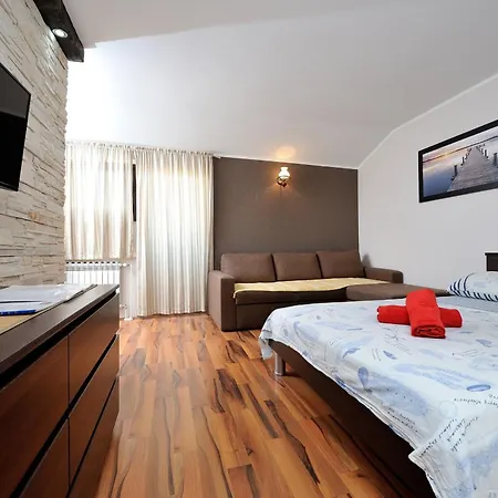 & Heated Pool 1 Apartment Sukosan