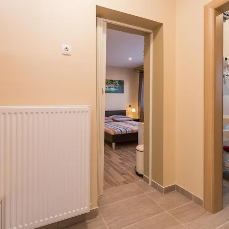 & Heated Pool 1 Apartment